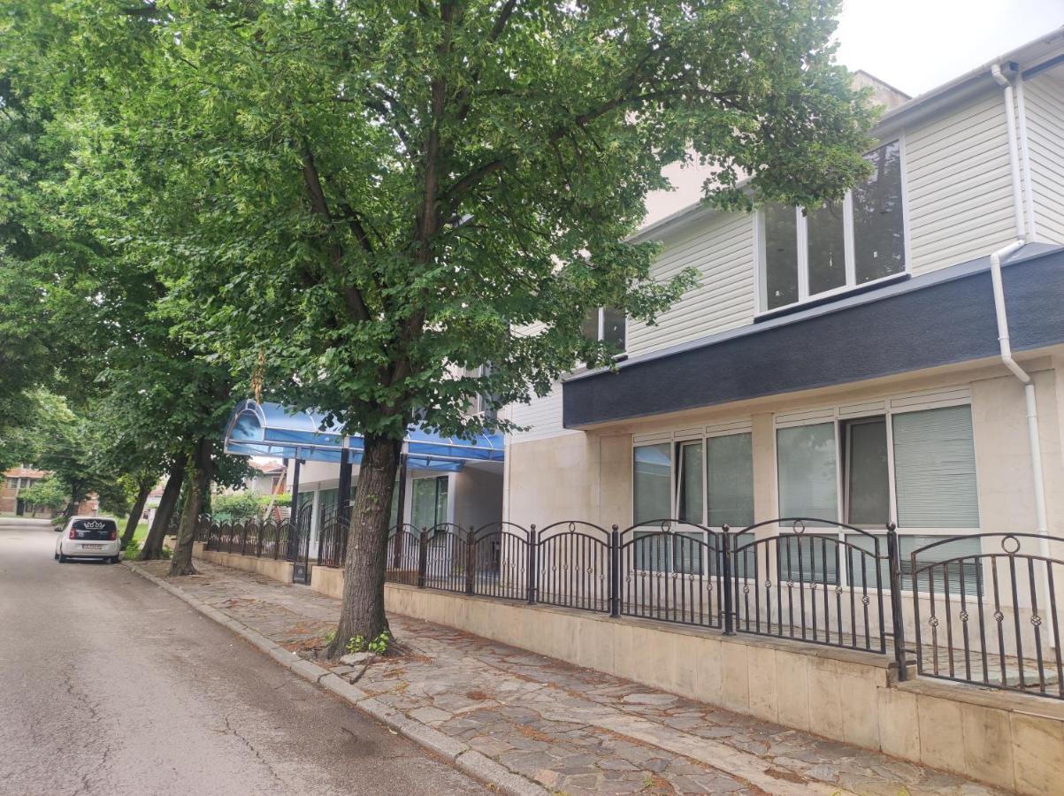 Кианти Hotel Kardzsali Kültér fotó