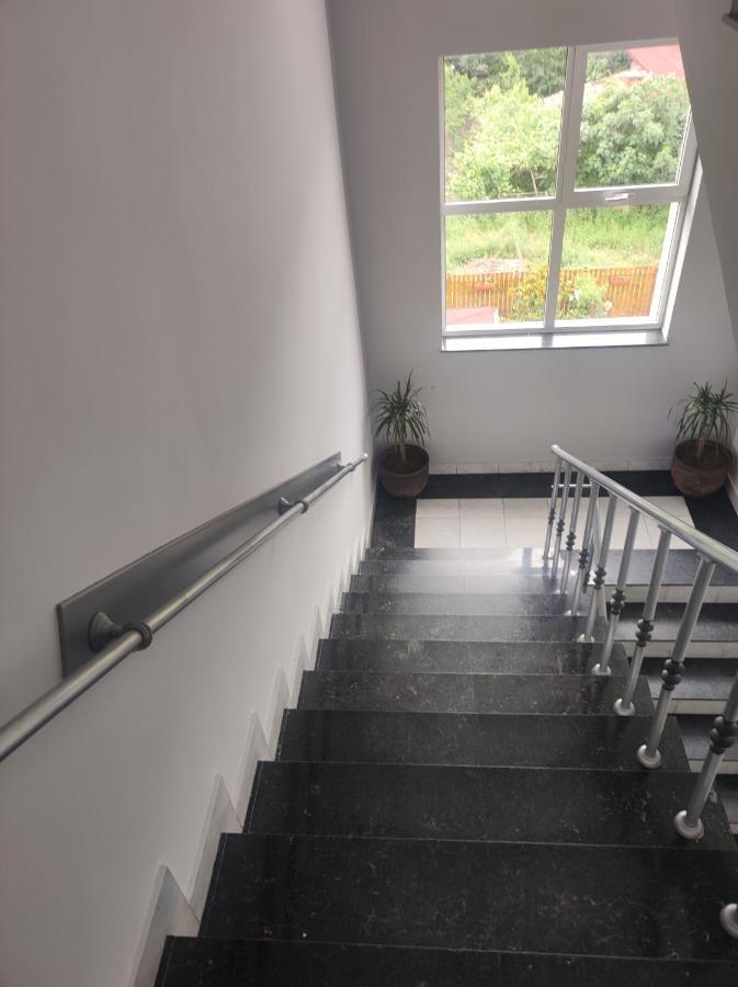 Кианти Hotel Kardzsali Kültér fotó