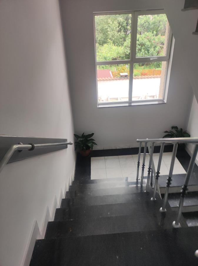 Кианти Hotel Kardzsali Kültér fotó
